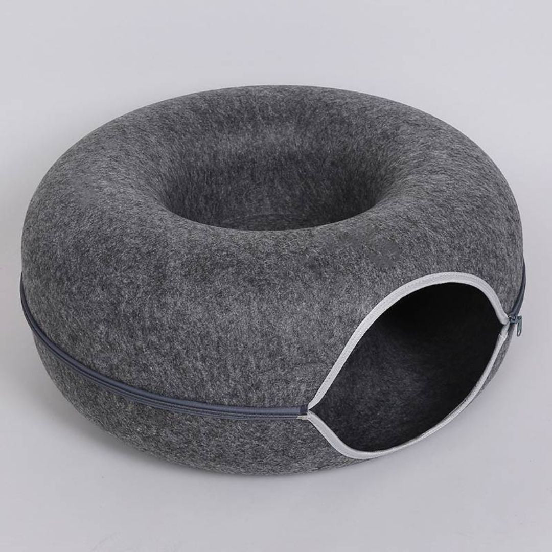 Scratch-Resistant Cat Bed